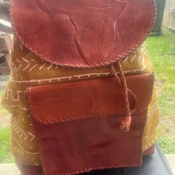 African Backpack - Picture 4 of 8